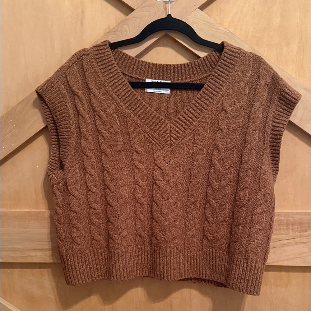 Old Navy V-Neck Cable Knit Sweater Vest - Brown